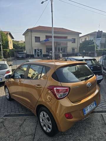 Hyundai i10 1.0 Login E6