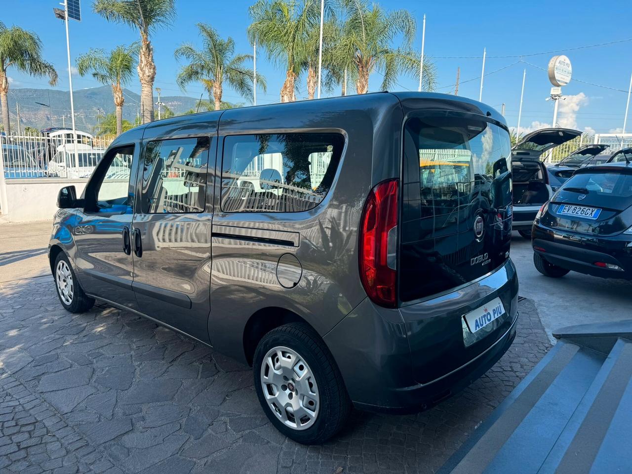 Fiat Doblo Doblò 1.6 MJT 16V 95CV Lounge 5 posti M1