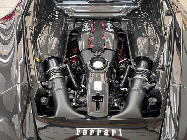 FERRARI 488 Pista |FERRARI APPROVED|LIFT|CARPLAY|FULL CARBON