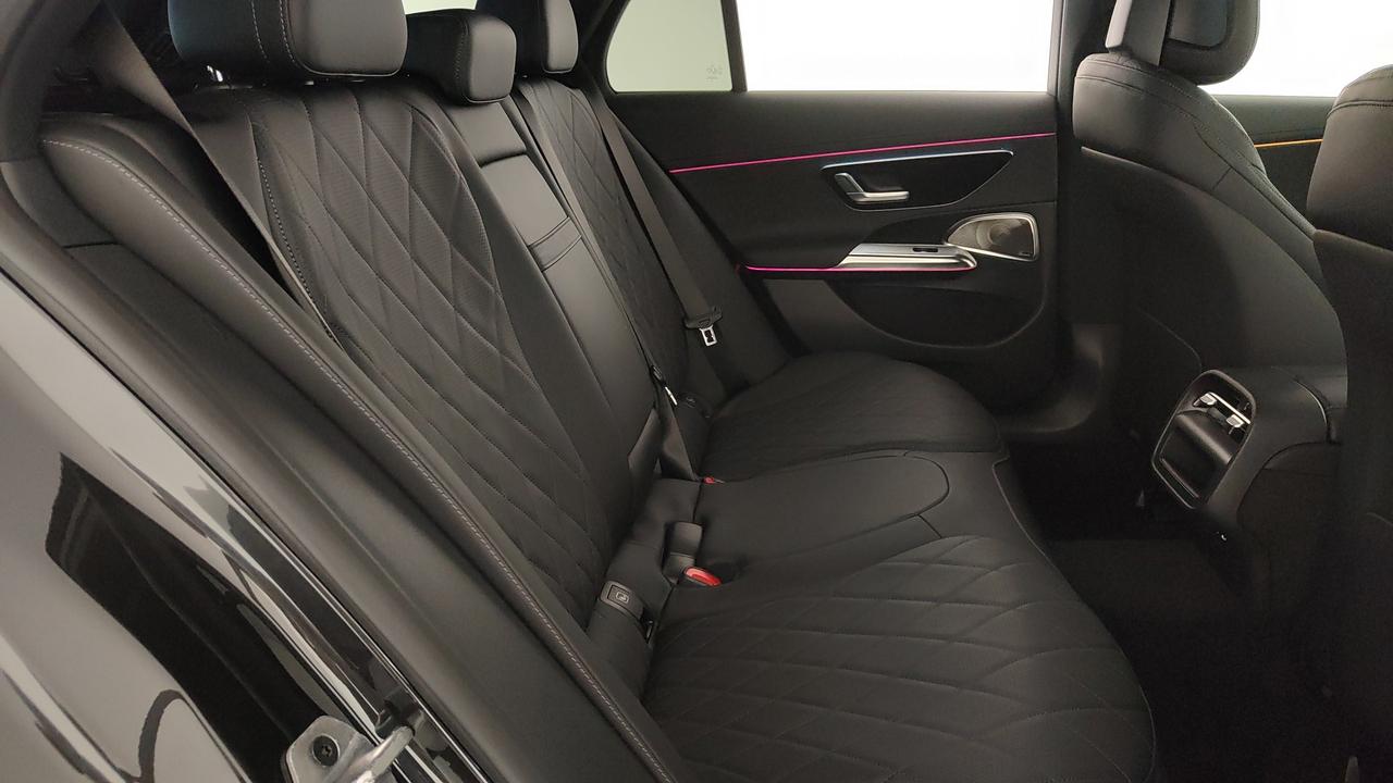 Mercedes-Benz E SW 220 d AMG Line Premium 4matic auto