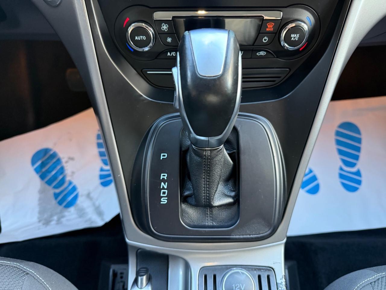 Ford Kuga 2.0 TDCI 140 CV 4WD Powershift