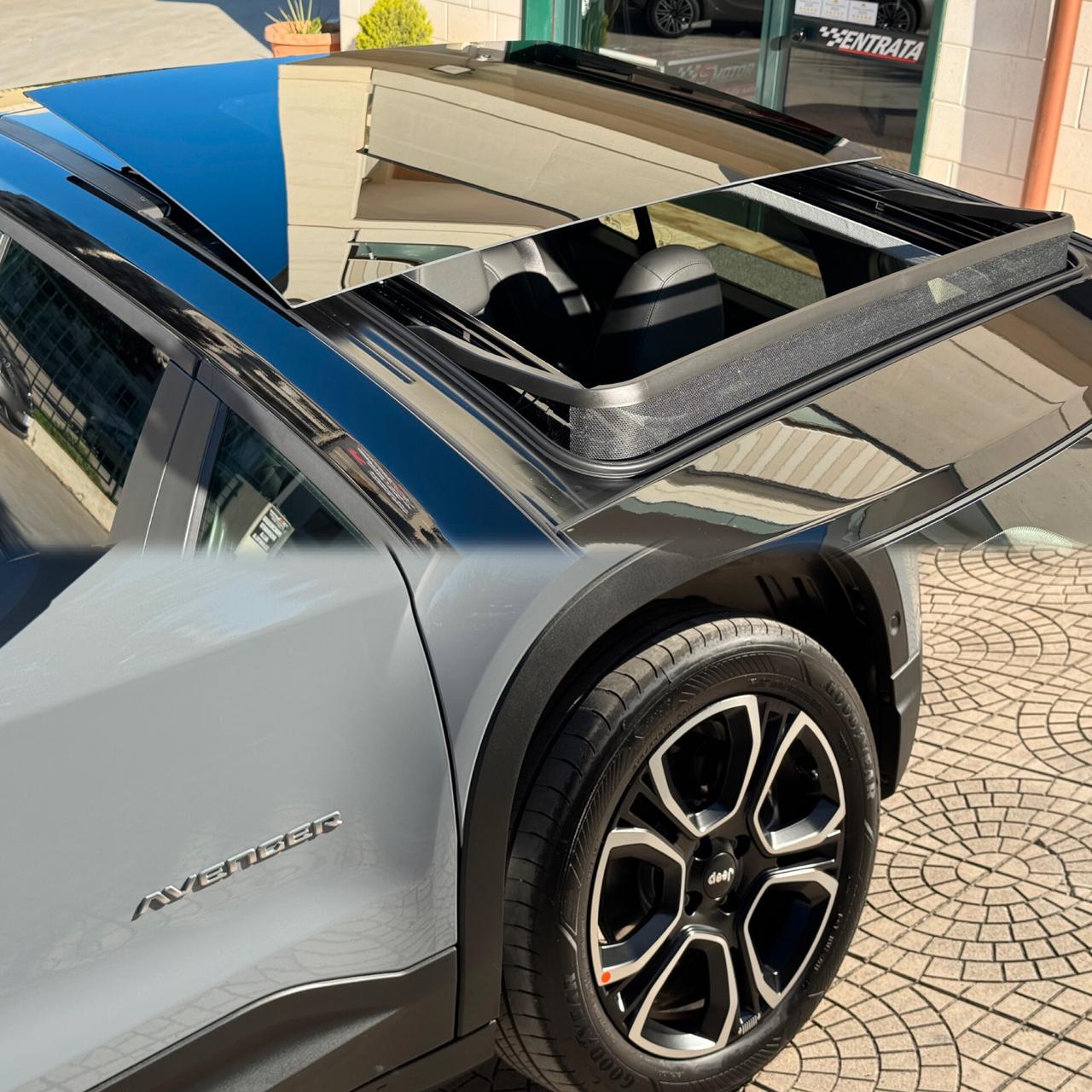 JEEP AVENGER SUMMIT 1.2 TURBO HYBRID EDCT6 110CV