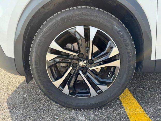 PEUGEOT 2008 II 1.2 PureTech 100Cv S&S Allure Pa