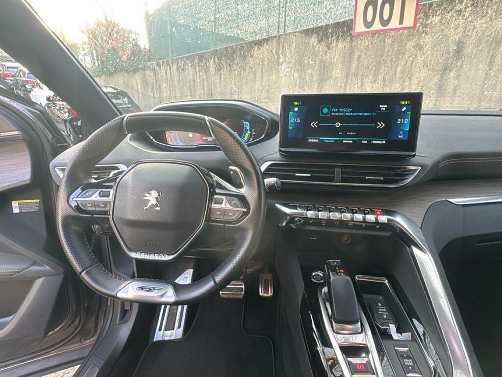 Peugeot 3008 1.6 HYbrid GT Pack e-EAT8