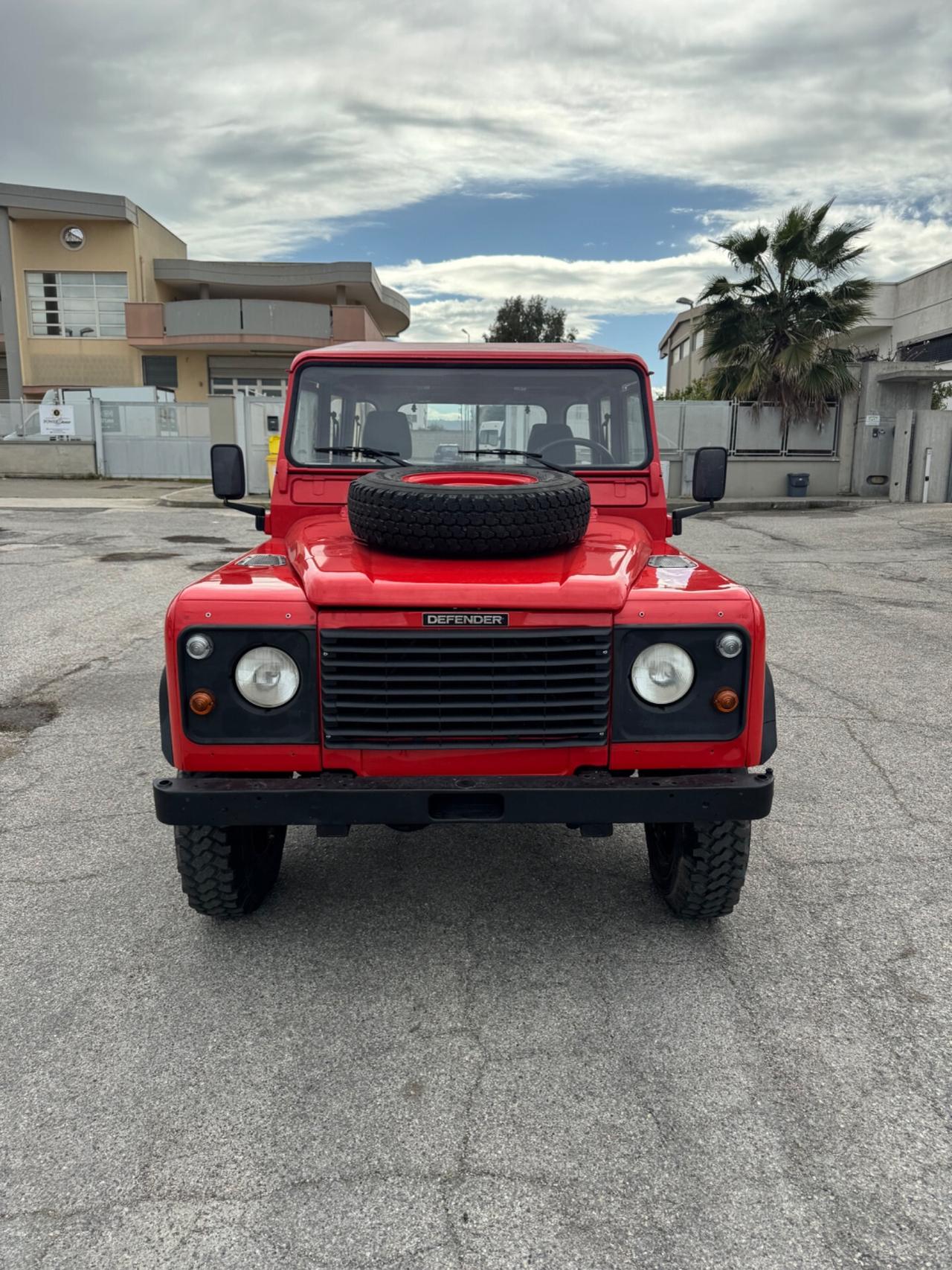 Land Rover Defender 130 pick Up 300 tdi motore nuovo