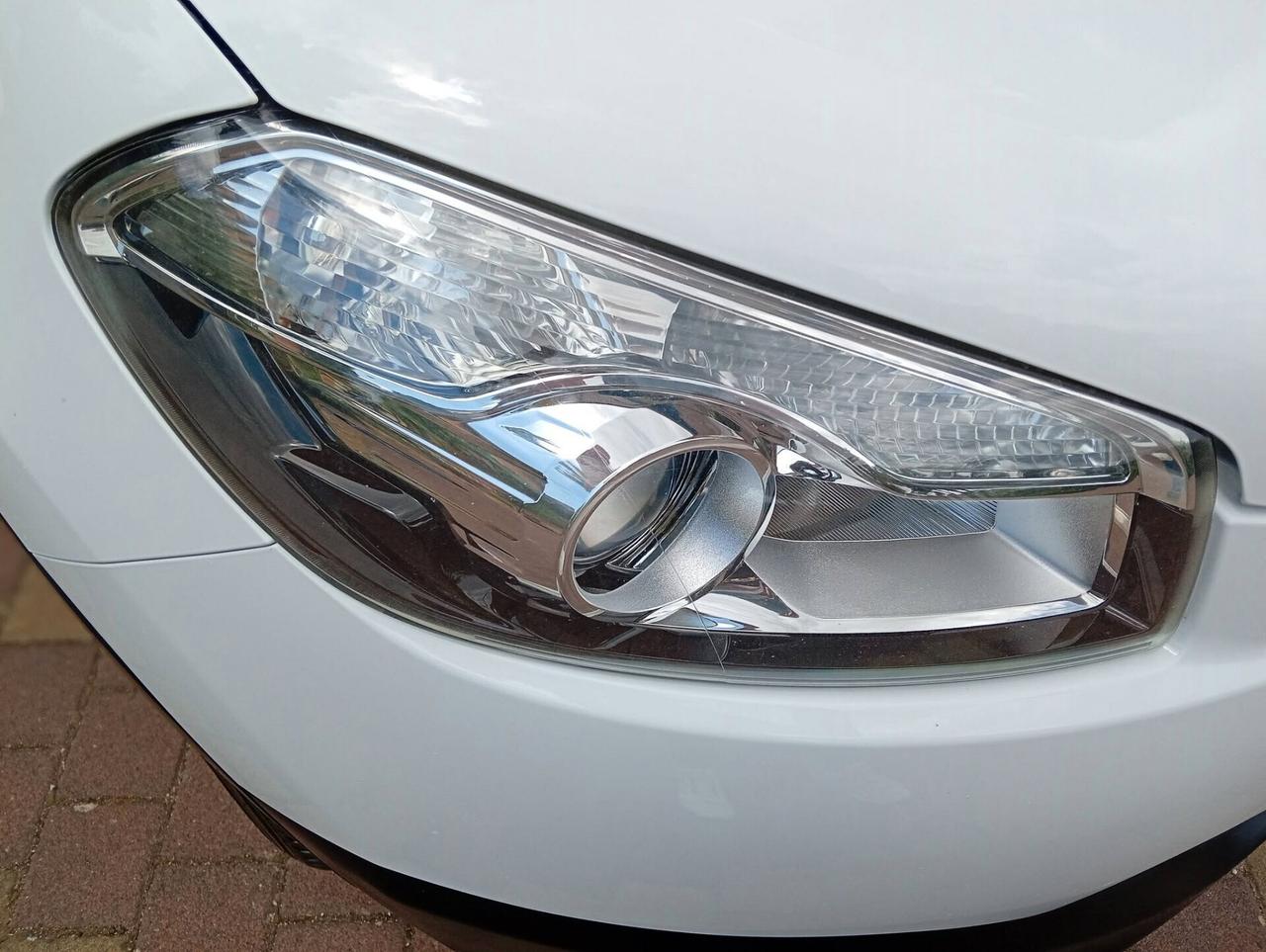 Nissan Qashqai 1.5 dCi DPF Tekna