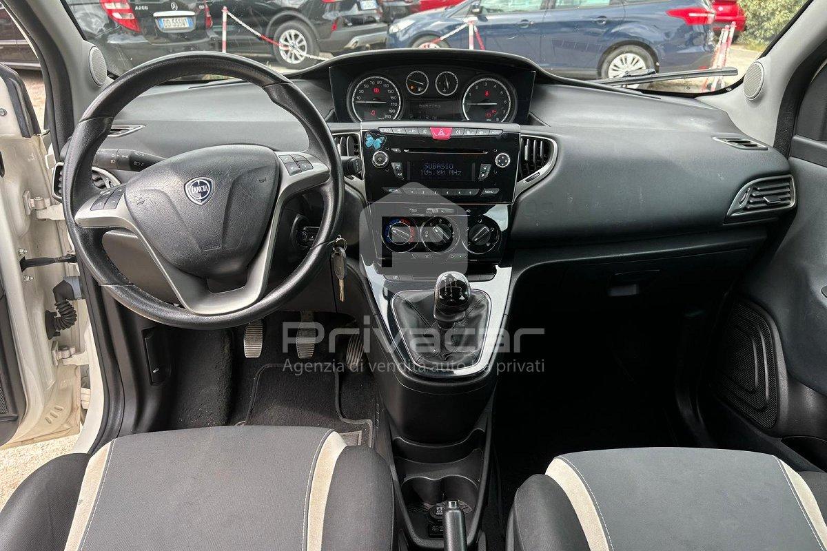 LANCIA Ypsilon 0.9 TwinAir 85 CV 5 porte Metano Ecochic Elefantino