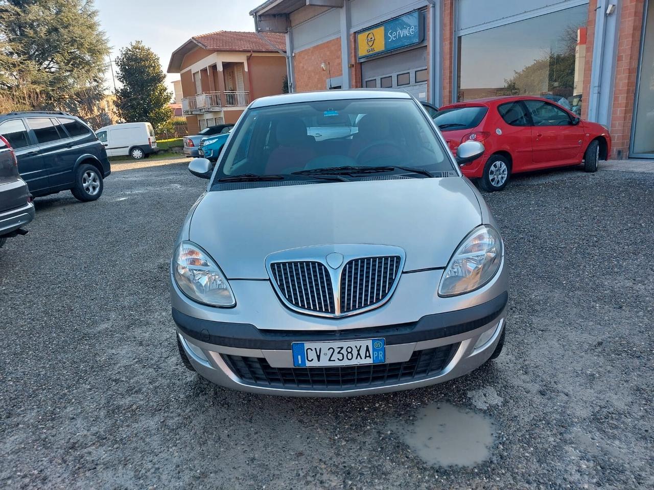Lancia Ypsilon 1.2 Argento OK NEOPATENTATI 125000KM