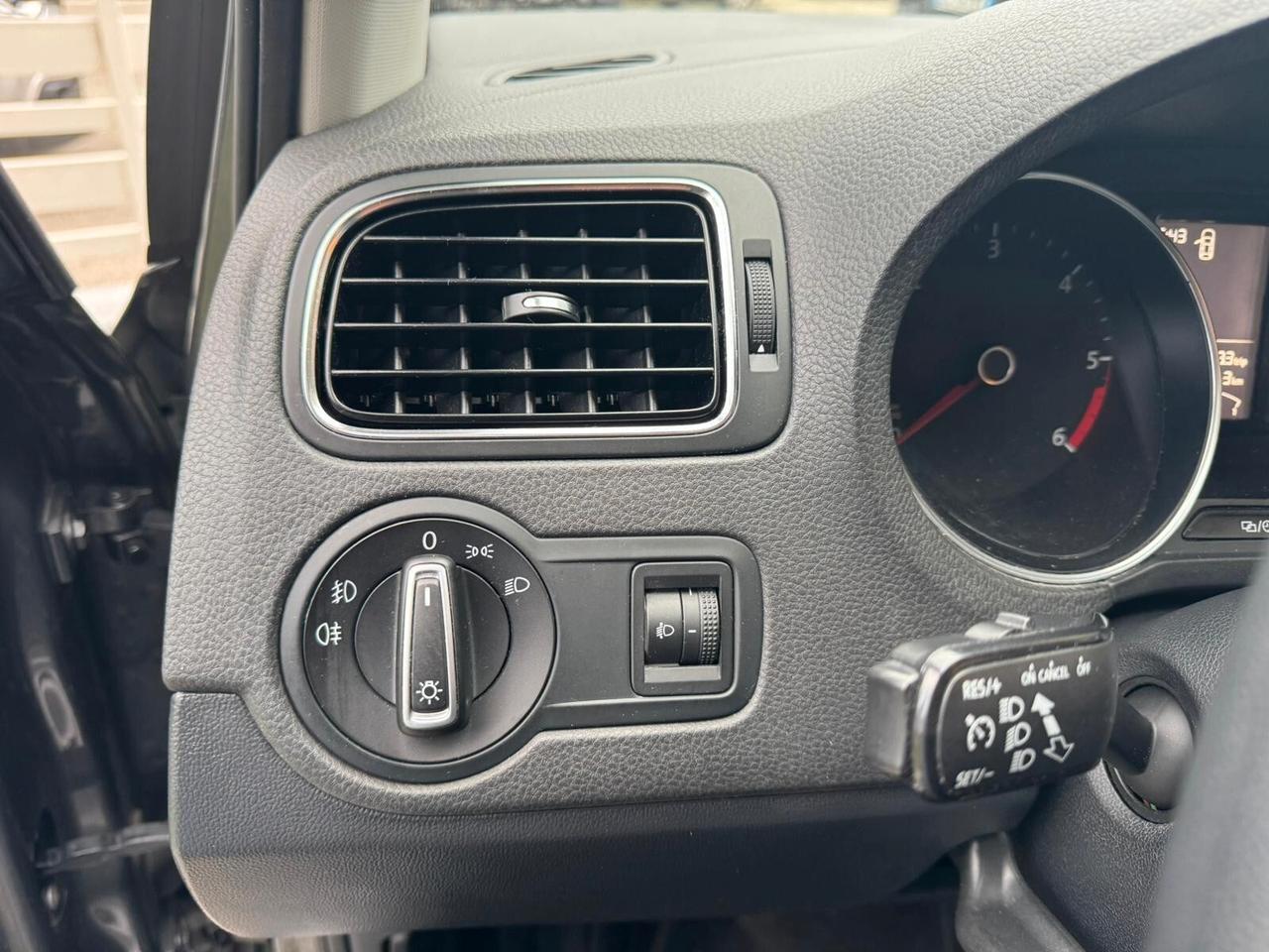 VW POLO 1.4 TDI 90cv DSG 5p. Fresh BlueM Tech NEOPATENTATI