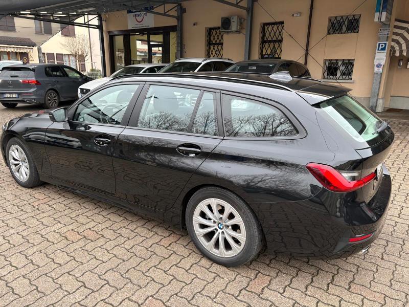 BMW Serie 3 Touring 318d Touring Business DIGITAL COCKPIT
