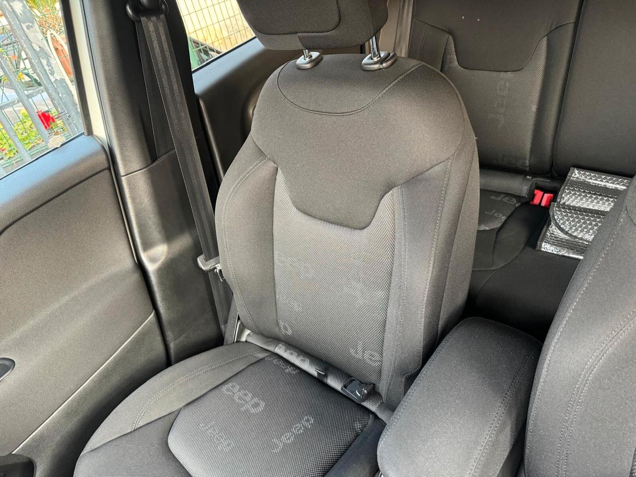 Jeep Renegade 2.0 Mjt 140CV 4WD Active Drive Low Upland