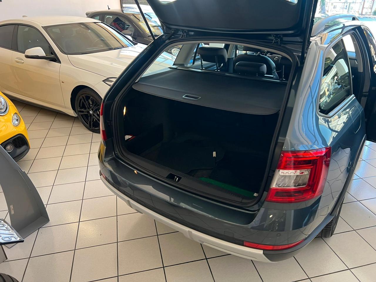 Skoda Octavia 2.0 TDI CR 180 CV 4x4 DSG Wagon Scout