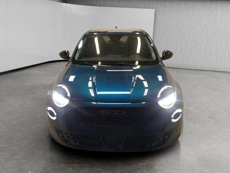 FIAT 600 1.2 hybrid Serie Speciale Icon 110cv auto