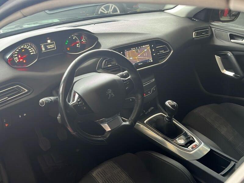 Peugeot 308 BlueHDi 130 S&S SW Allure