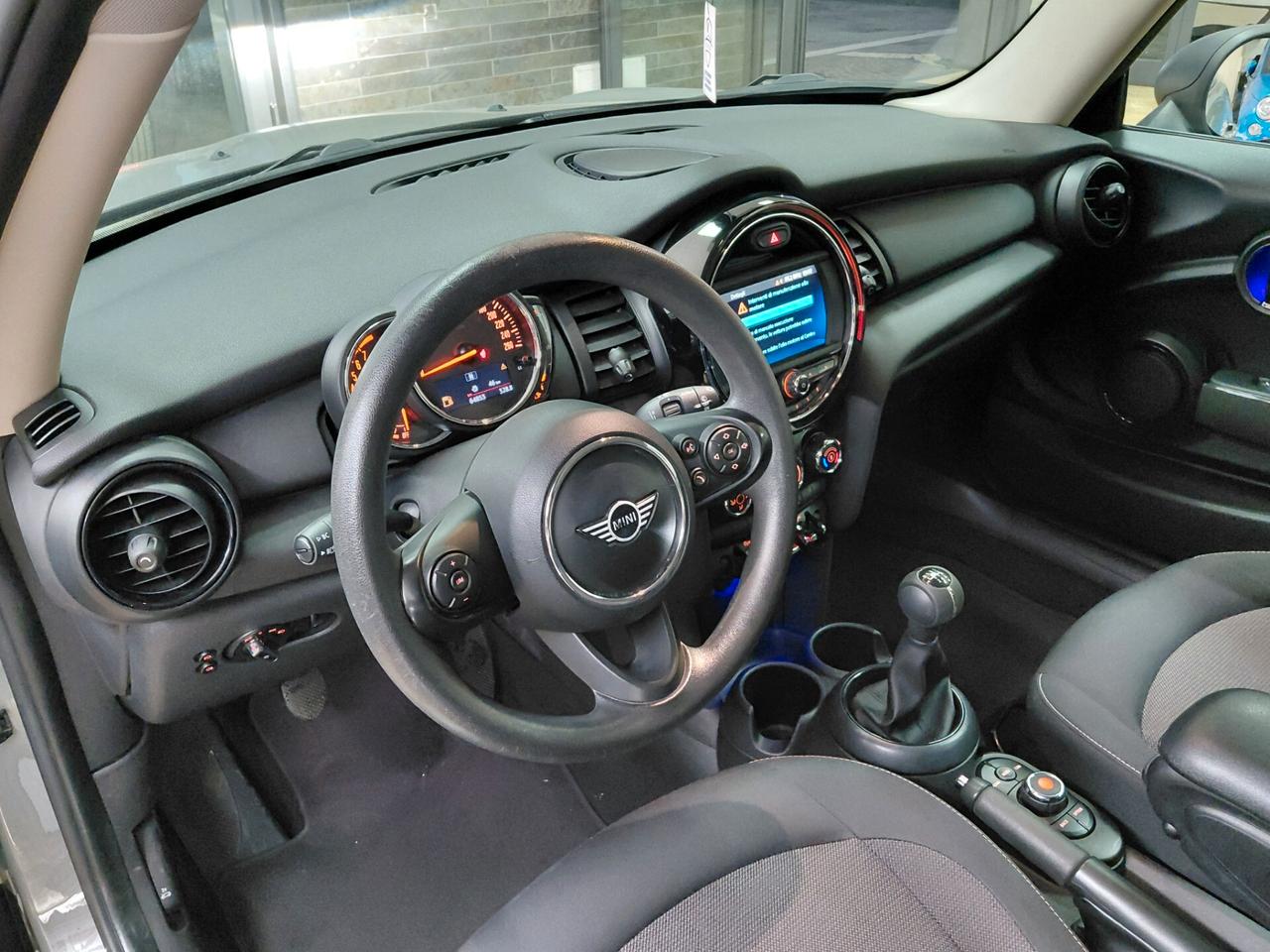 Mini 1.5 One anno 2018 soli 64000 km
