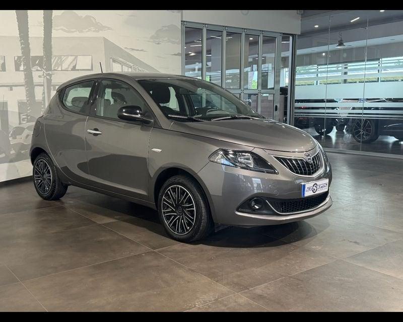 Lancia Ypsilon 3ª serie 1.0 FireFly 5 porte S&S Hybrid Gold