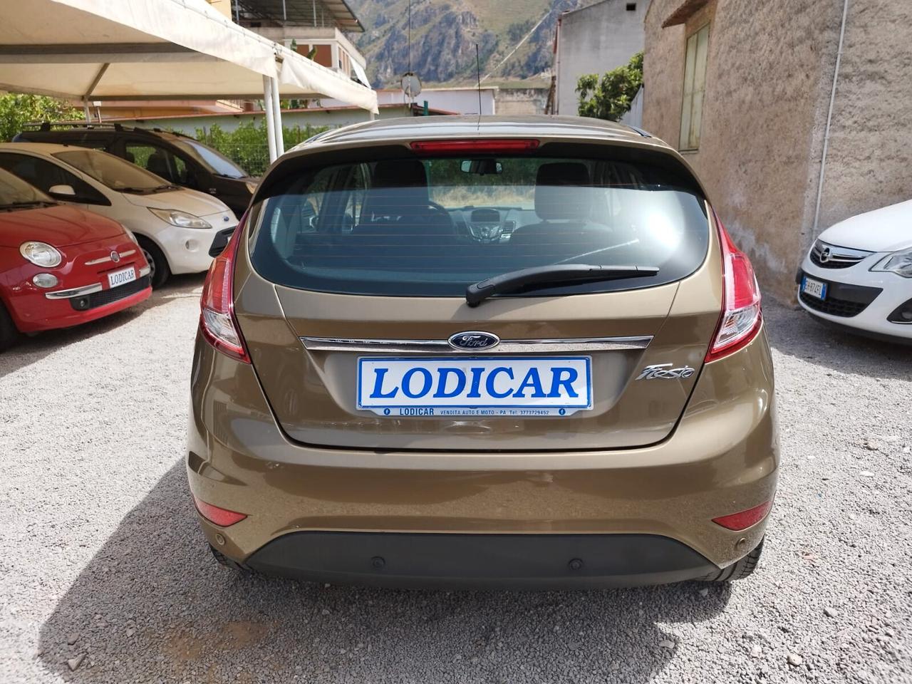 Ford Fiesta 1.5 TDCi 75CV 5 porte Titanium