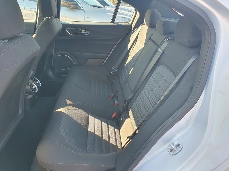 ALFA ROMEO Giulia 2.2 TD 160 AT8 XENO CAM NAVI 8.8