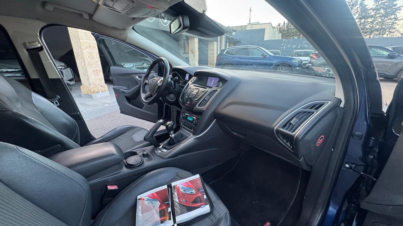 Ford Focus 1.6TDCi 115CV Titanium Navi Pelle Xeno