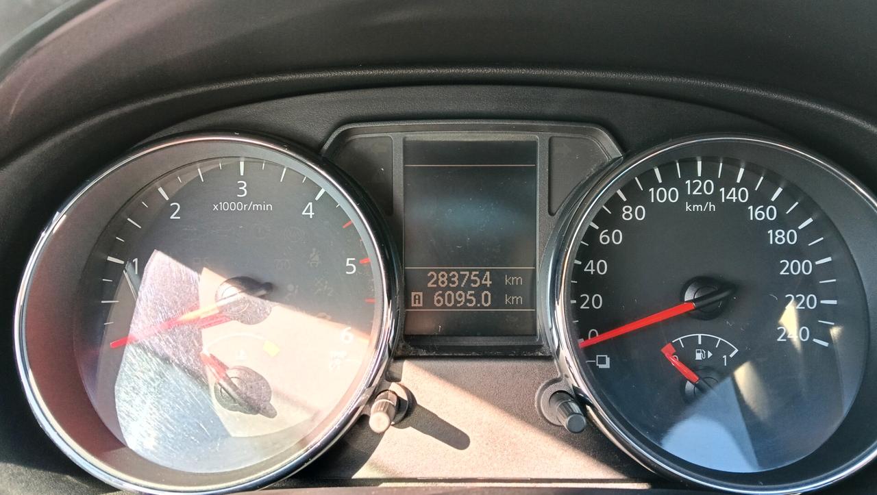 NISSAN QSHQAI 1.5 DIESEL -2011