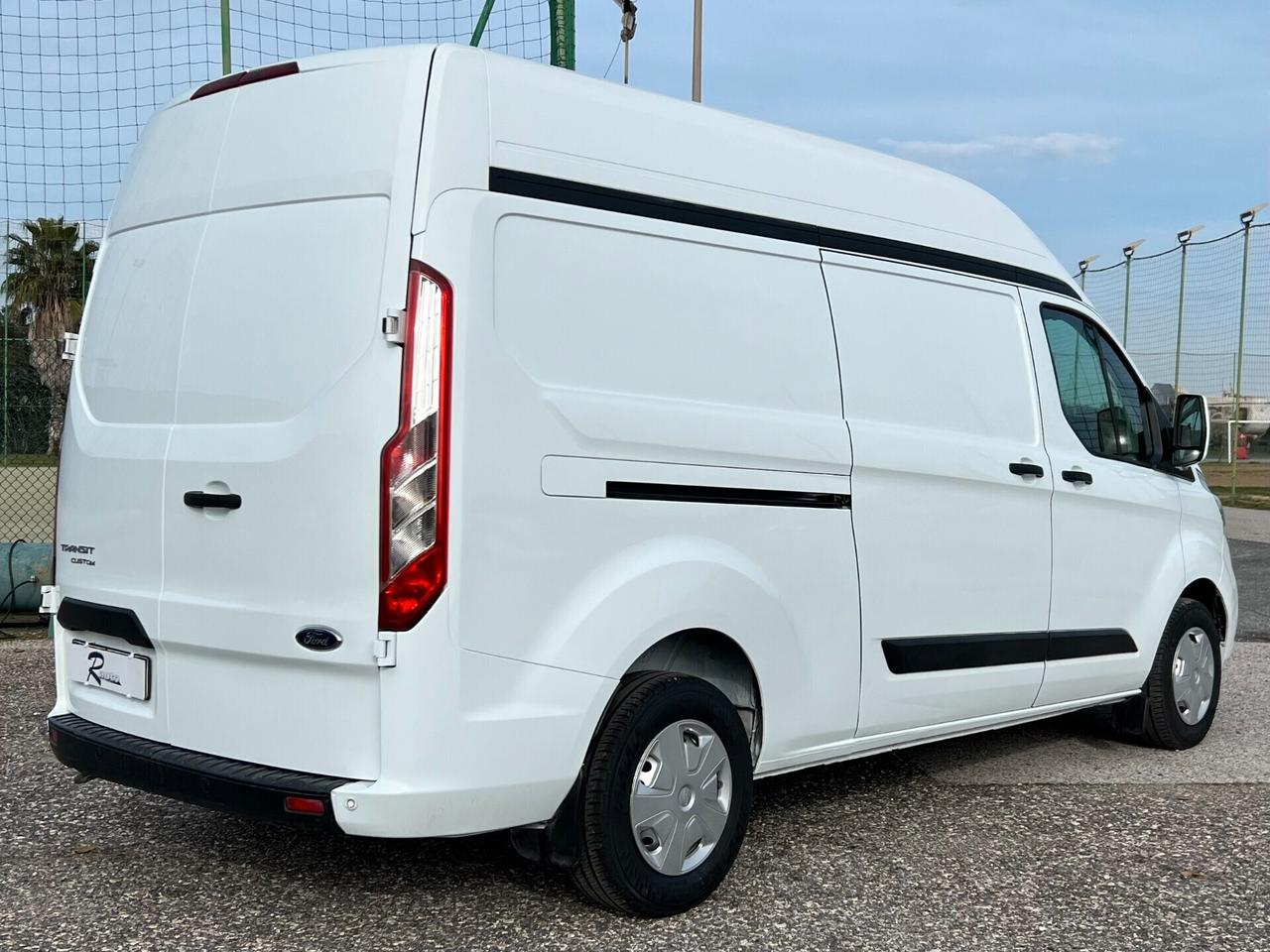 Ford Transit Custom 300 VAN L2 H2 2.0 TDCI 130CV