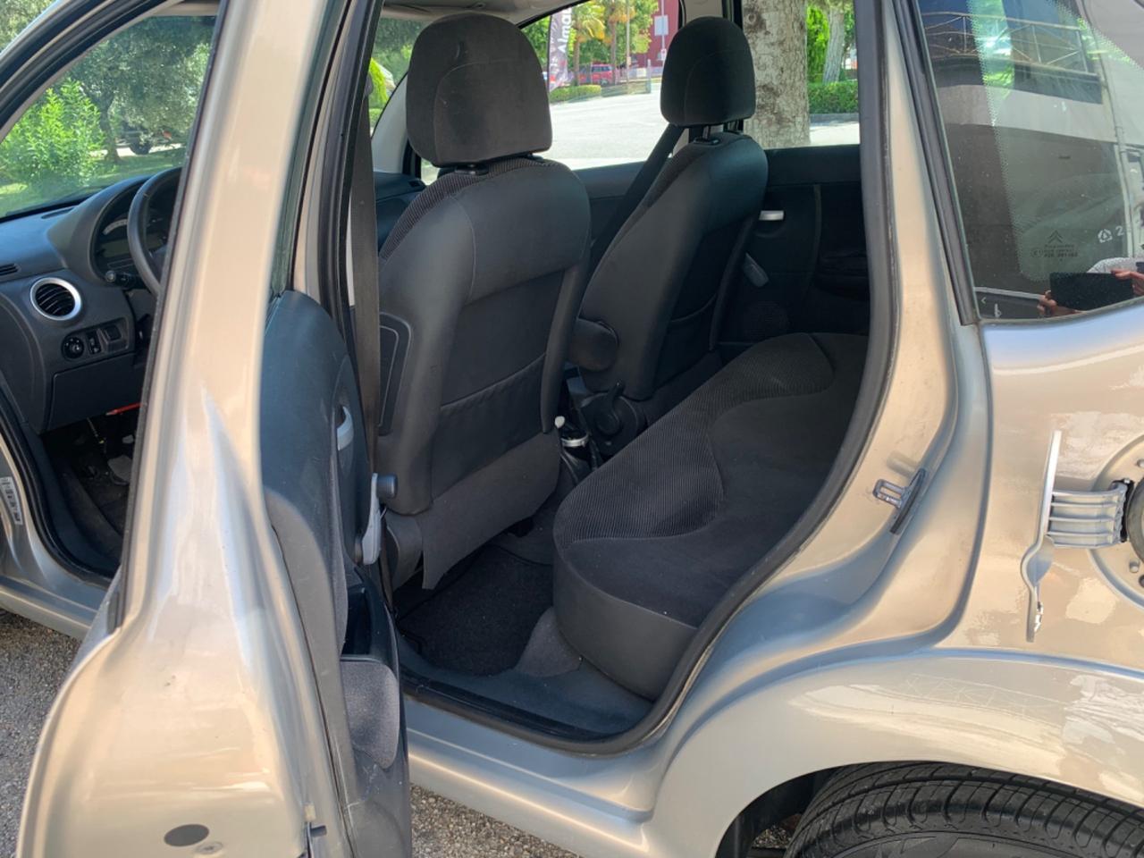 Neopatentati 1.4 5 porte metano di serie