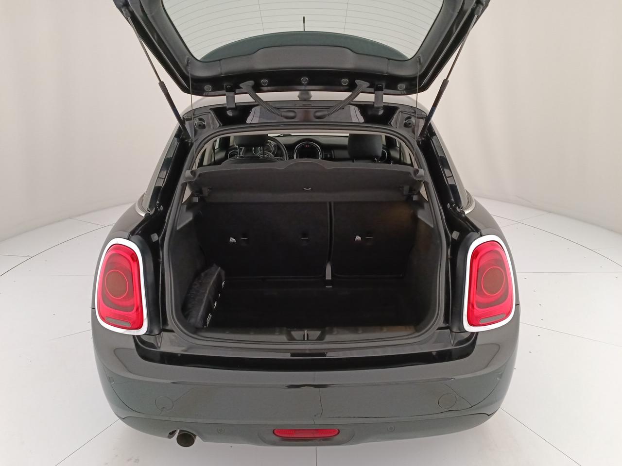 MINI Mini IV F55 2018 5p - Mini 5p 1.5 One 75cv