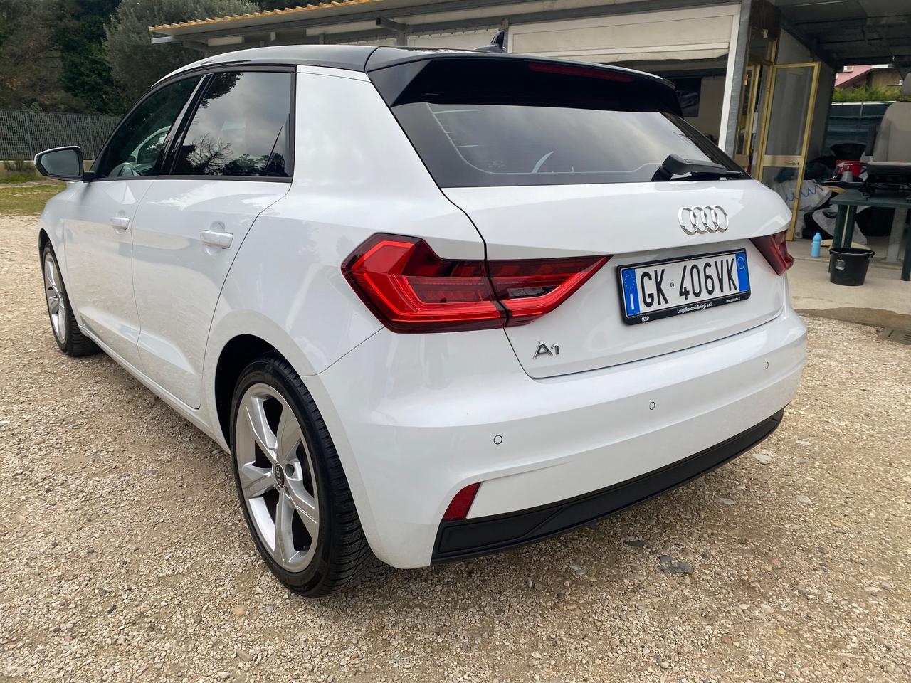 Audi A1 SPB 30 TFSI S tronic Identity Black