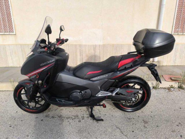 HONDA Integra 750 - S MOMODESIGN