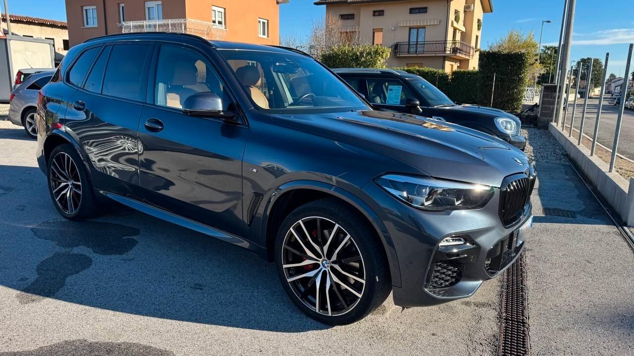 Bmw X5 xDrive30d 48V Msport Tettuccio apribile e panoramico Telecamera 360°