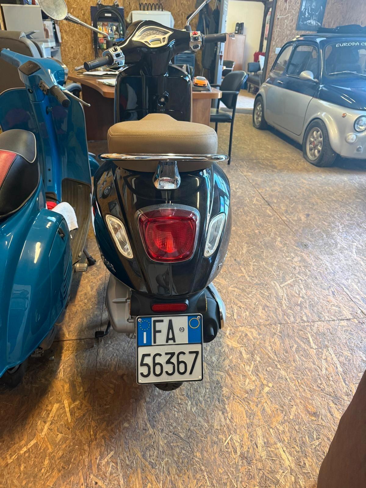 Piaggio Vespa 125 Primavera ""NESSUN OBBLIGO DI FINANAZIMENTO""