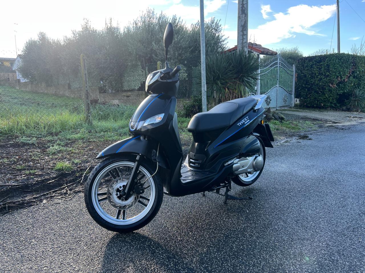 Peugeot Tweet Evo 125