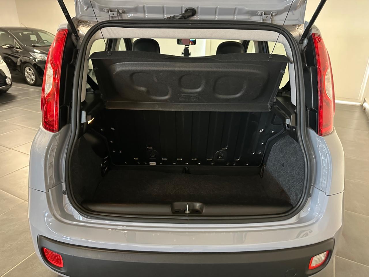 FIAT NEW PANDA 1.0 HYBRID 70CV UNIPRO