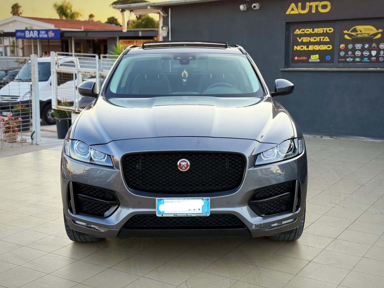 Jaguar F-Pace 3.0 D V6 300 CV AWD aut. First Edition