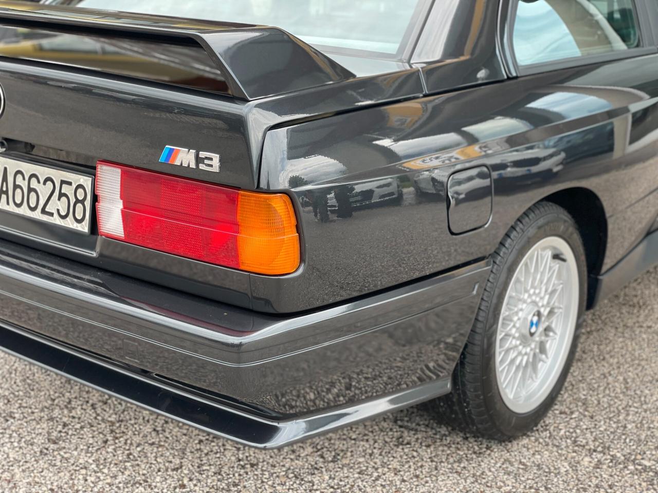 Bmw M3 2.3 E30 "SOLI 77.000 KM"