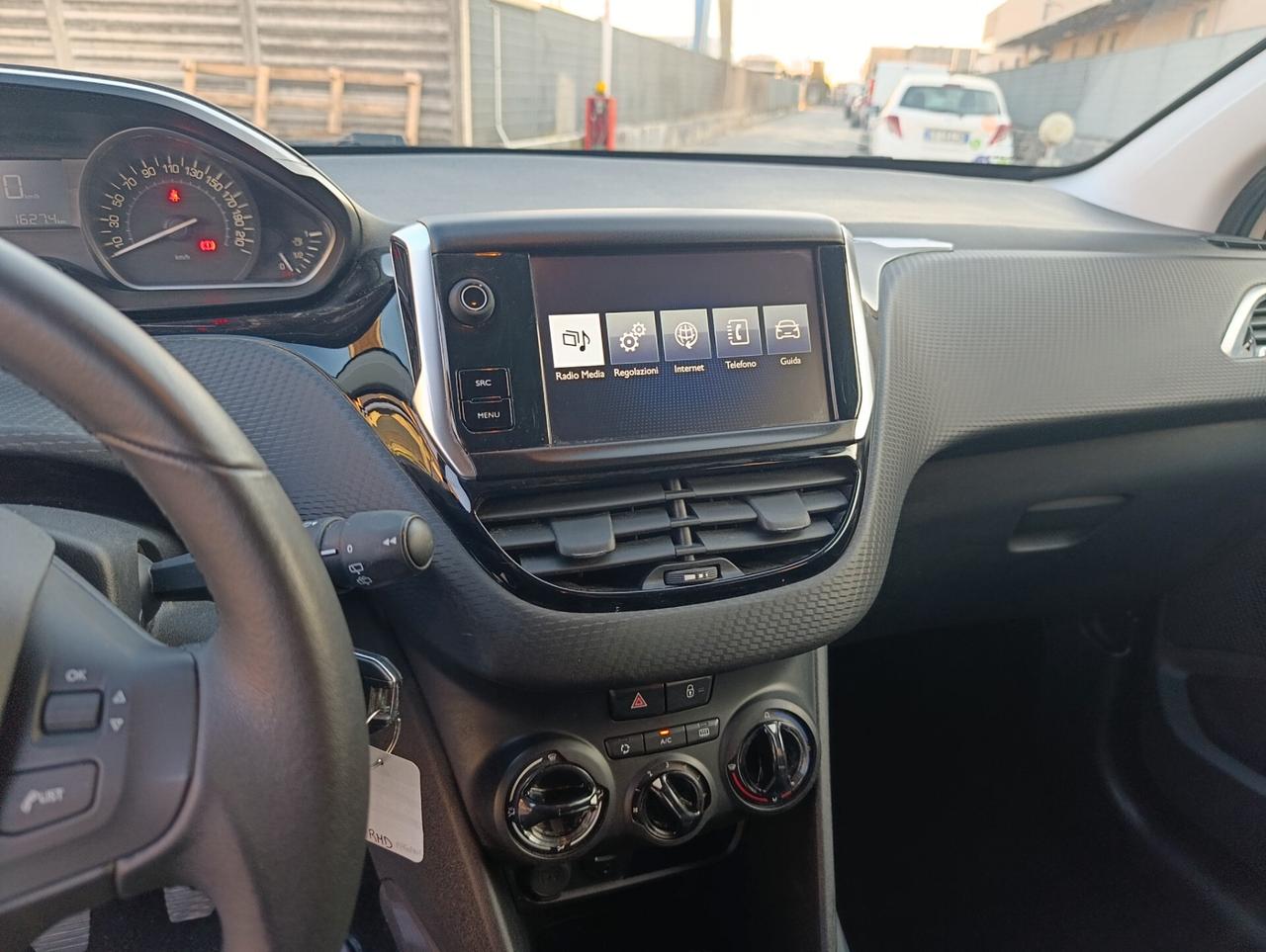 Peugeot 2008 PureTech 82 Allure