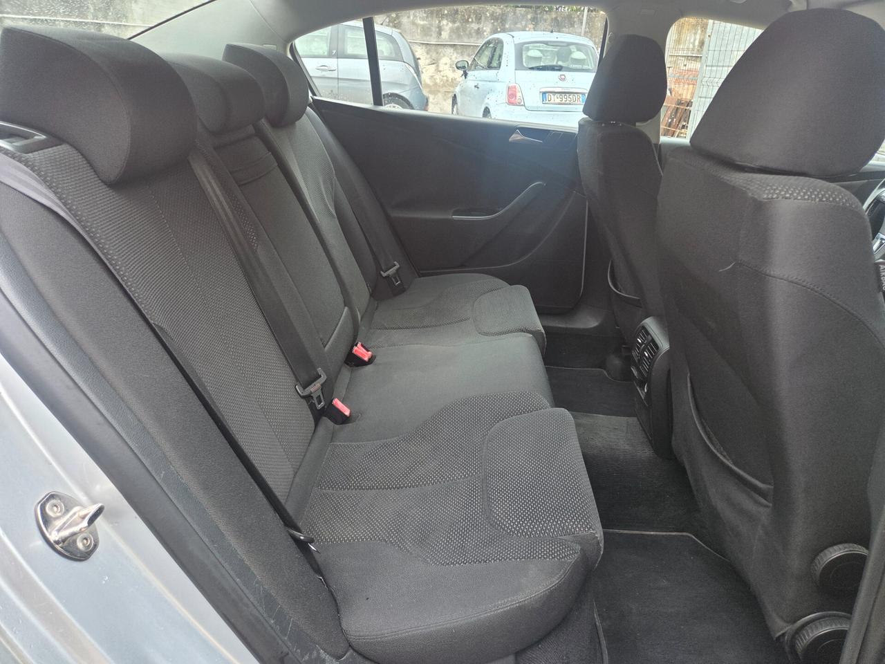 Volkswagen Passat 1.4 16V TSI Comf. EcoFuel DSG