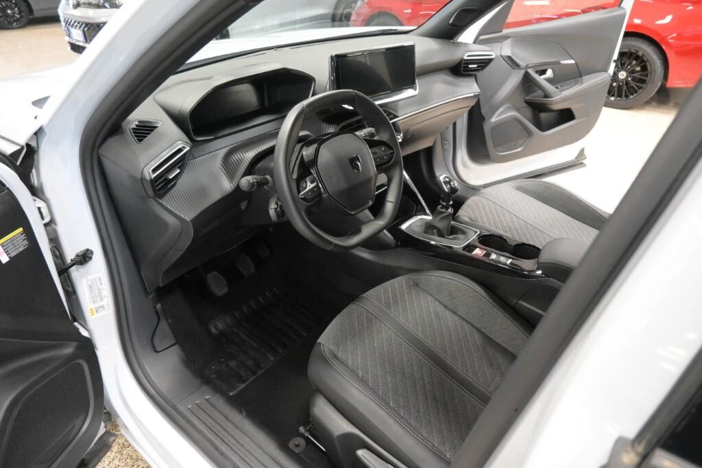 PEUGEOT 2008 1.2 100CV ALLURE *2025