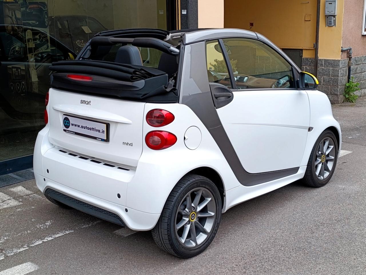 Smart ForTwo 1000 52 kW MHD cabrio pulse