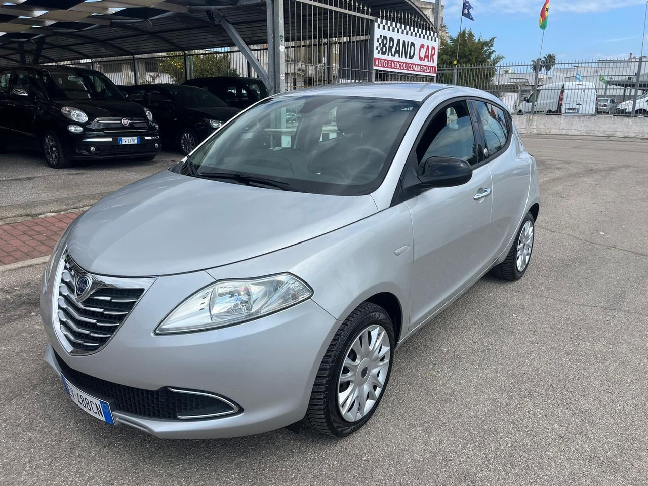 Lancia Ypsilon 1.2 5 porte GPL Gold Unipro 2014