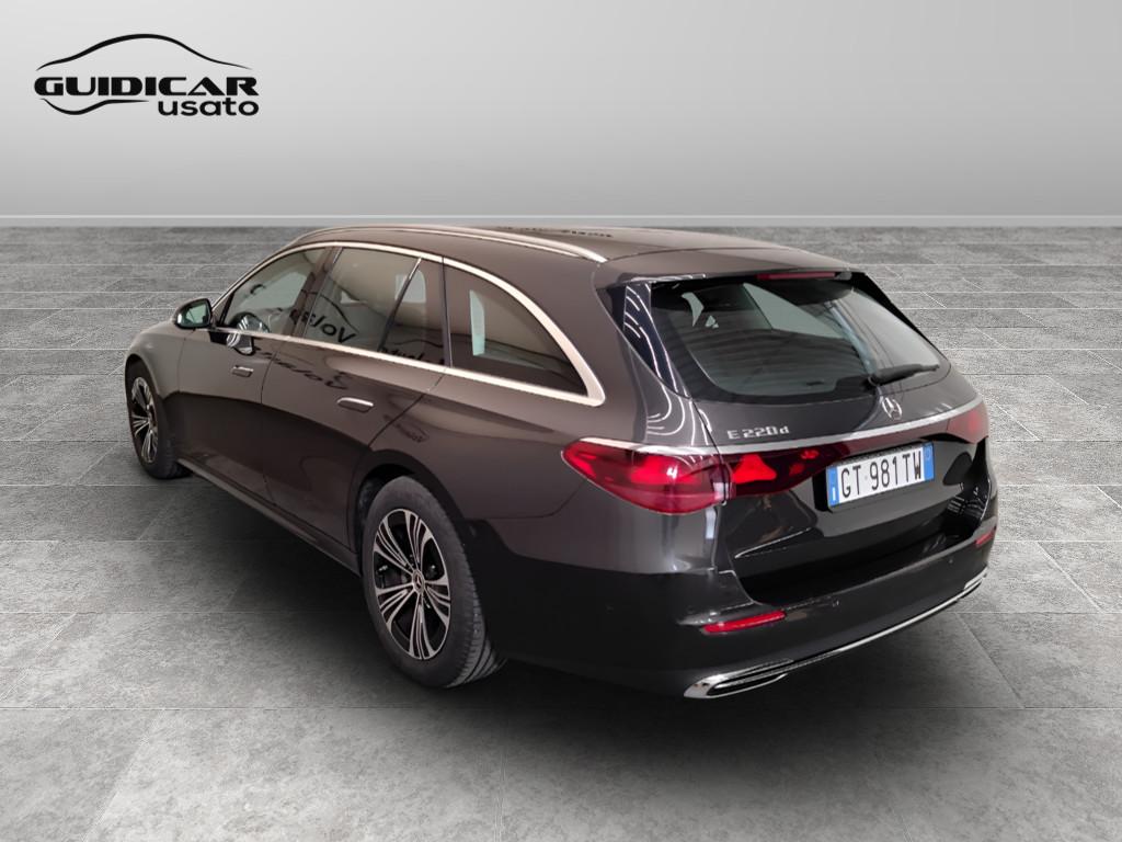 Mercedes-Benz Classe E - S214 SW - E SW 220 d Advanced auto