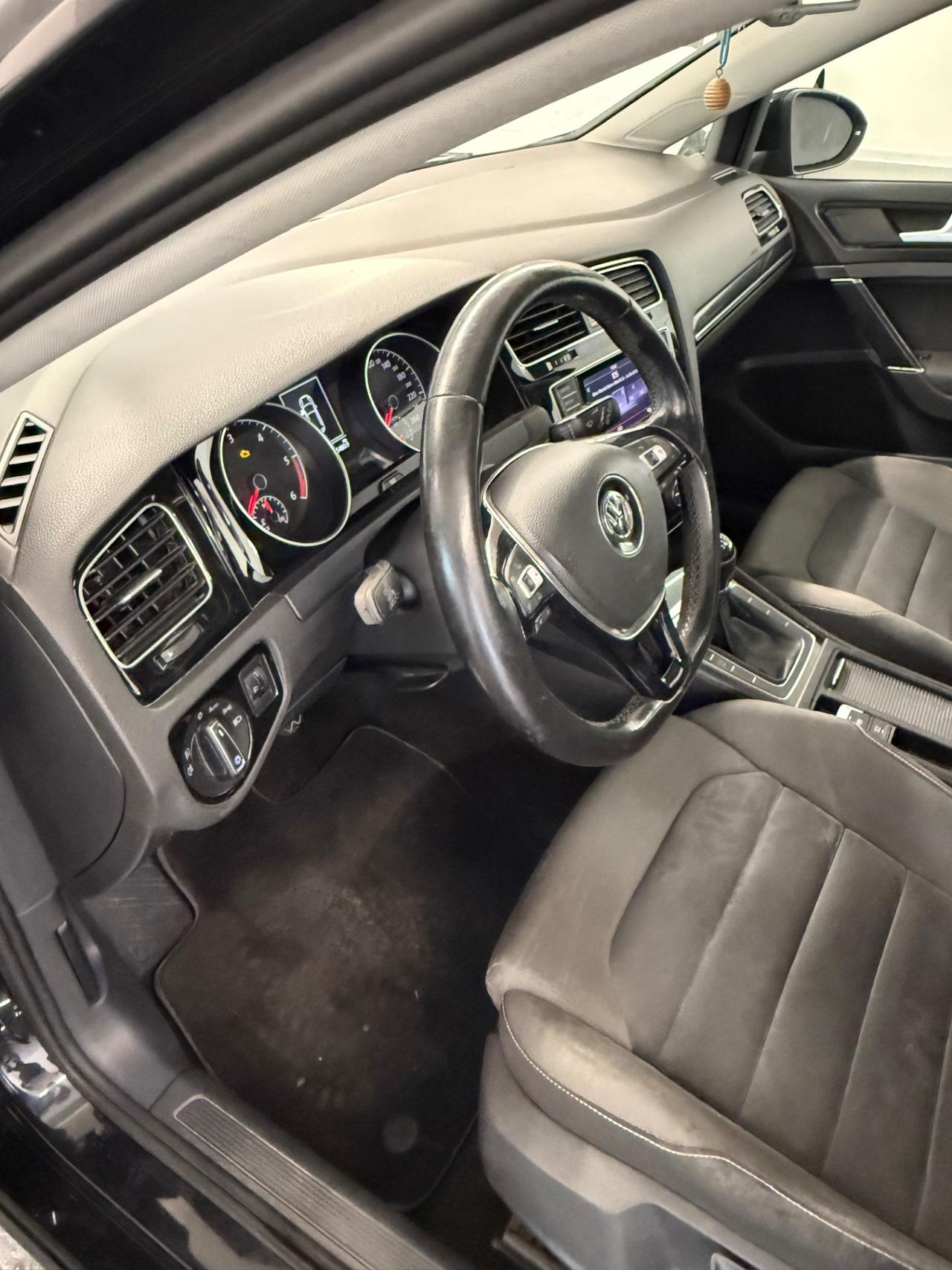 Volkswagen Golf 1.6 TDI 5p. Highline BlueMotion Technology