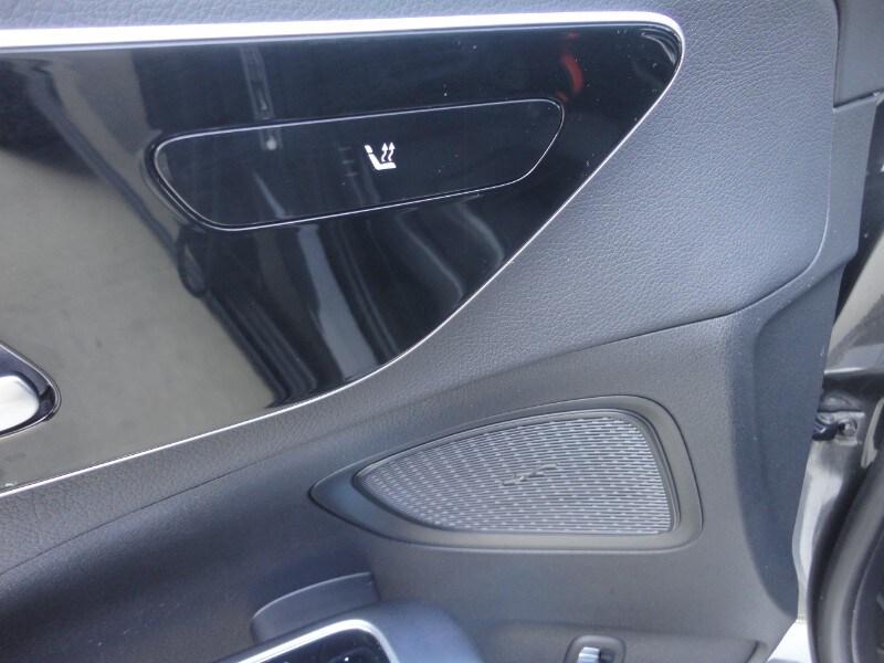 MERCEDES Classe C (W/S206) C 220 d Mild hybri...