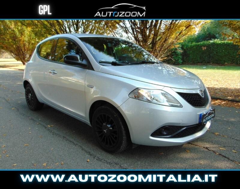 LANCIA Ypsilon 3ª serie Ypsilon 1.2 69 CV 5 po...