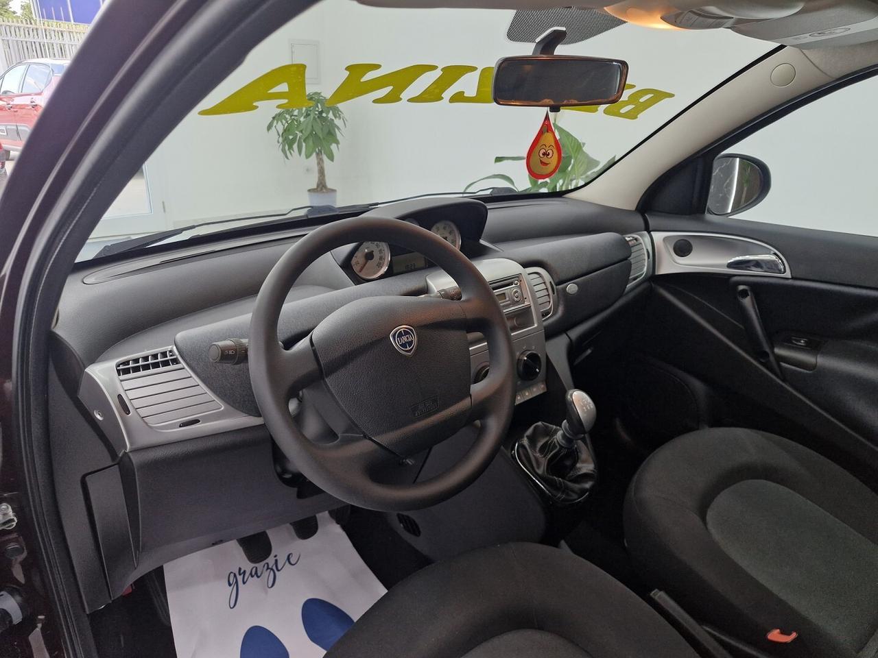 LANCIA YPSILON 1.2 BENZINA 69CV DIVA 100000KM 2011