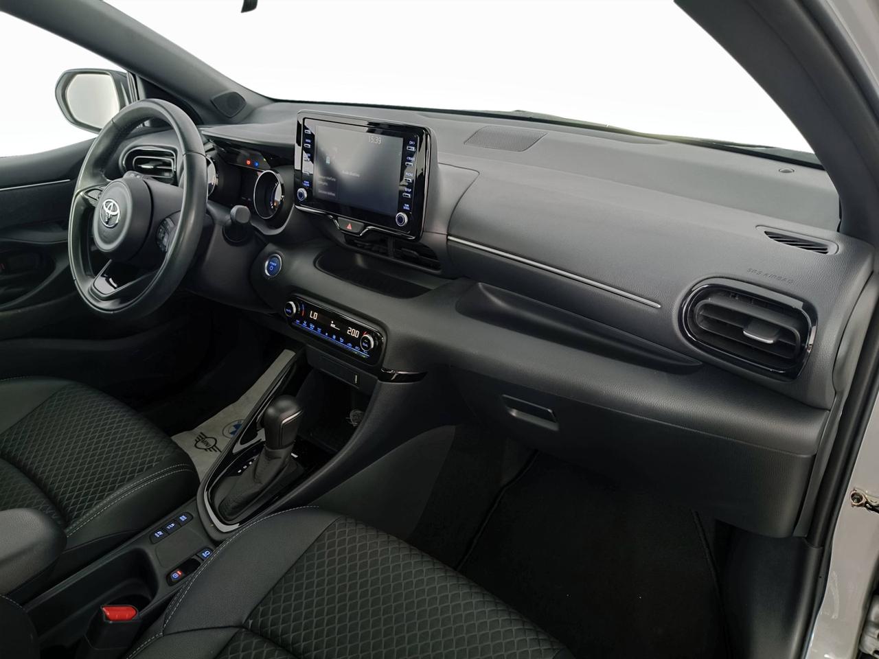 TOYOTA Yaris IV 2020 - Yaris 1.5h Lounge
