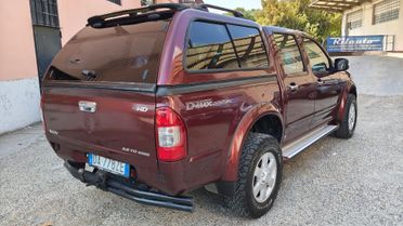 Isuzu D-Max 3.0 TD 4WD Aut. + Gancio