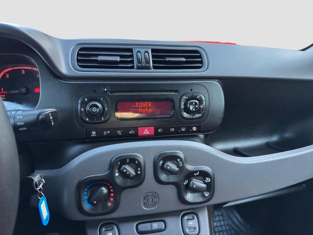 Fiat Panda 1.3 MJT 75 CV Lounge 2014