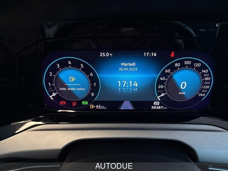 Volkswagen Golf VIII 2020 1.0 etsi evo Life 110cv dsg