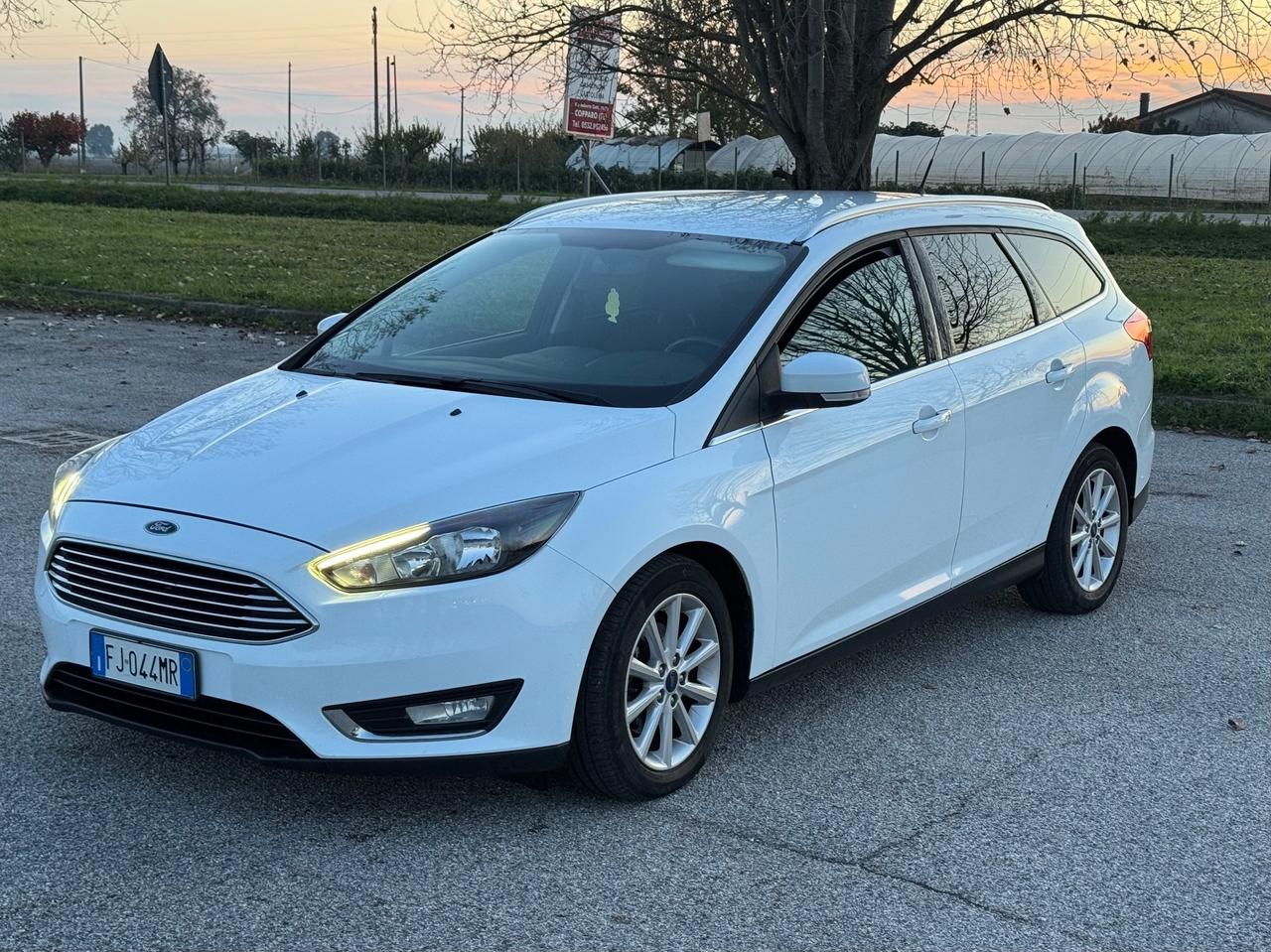 Ford Focus 1.5 diesel 2017 Autocarro N1 con posti